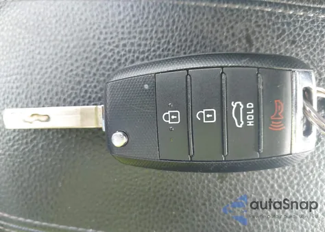 2020 Kia Rio S z USA, uszkodzony, nr VIN 3KPA24AD4LE354638